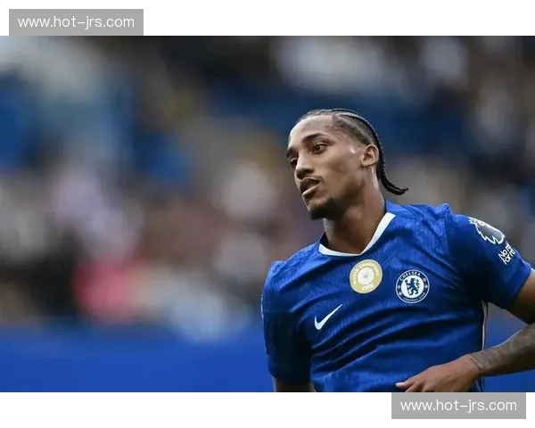 切尔西佩德罗越位进球 西班牙前锋跑位时机把握欠佳