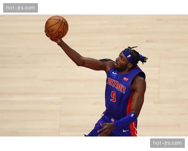 比克斯塔夫优化进攻空间 活塞外线投射选择更加合理